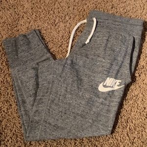 Nike capri joggers